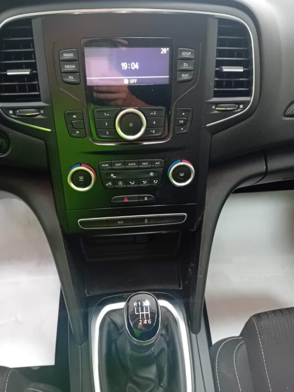 Renault Megane Familiar - Imagen 4