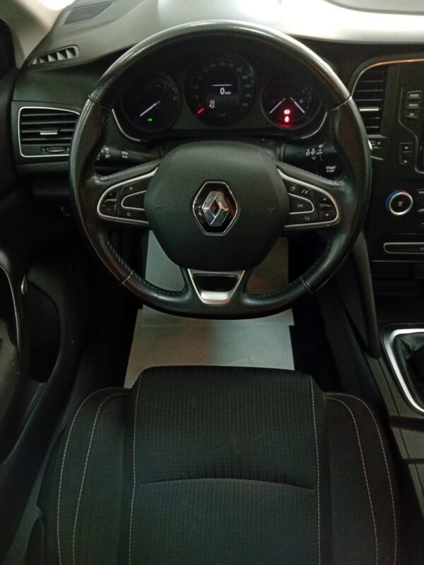 Renault Megane Familiar - Imagen 7