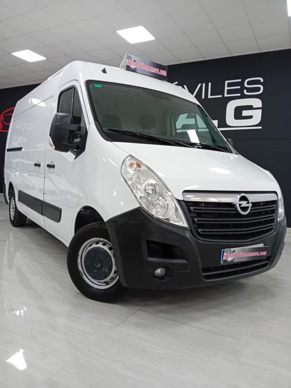 Opel Movano