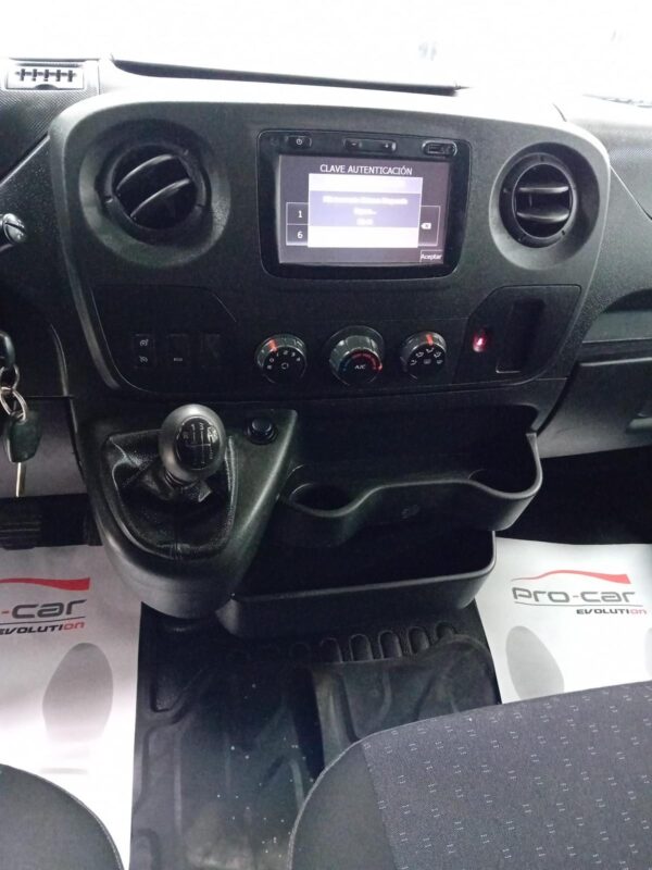 Opel Movano - Imagen 10