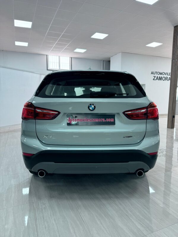 BMW X1 sDrive18d - Imagen 10