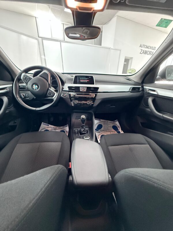 BMW X1 sDrive18d - Imagen 4