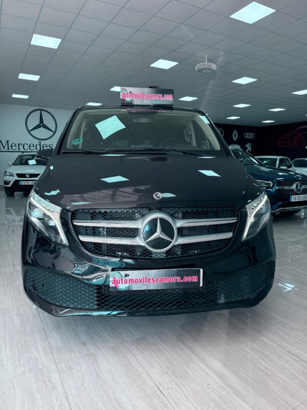 Mercedes-Benz V220 D - Imagen 2