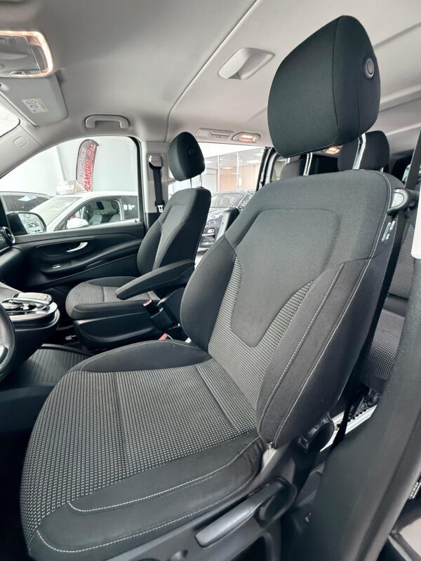 Mercedes-Benz V220 D - Imagen 10