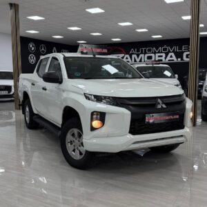 MITSUBISHI L200 PICK UP
